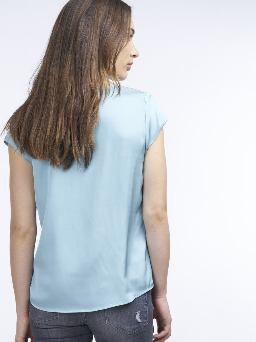 Short-sleeved silk top with pocket image number 87