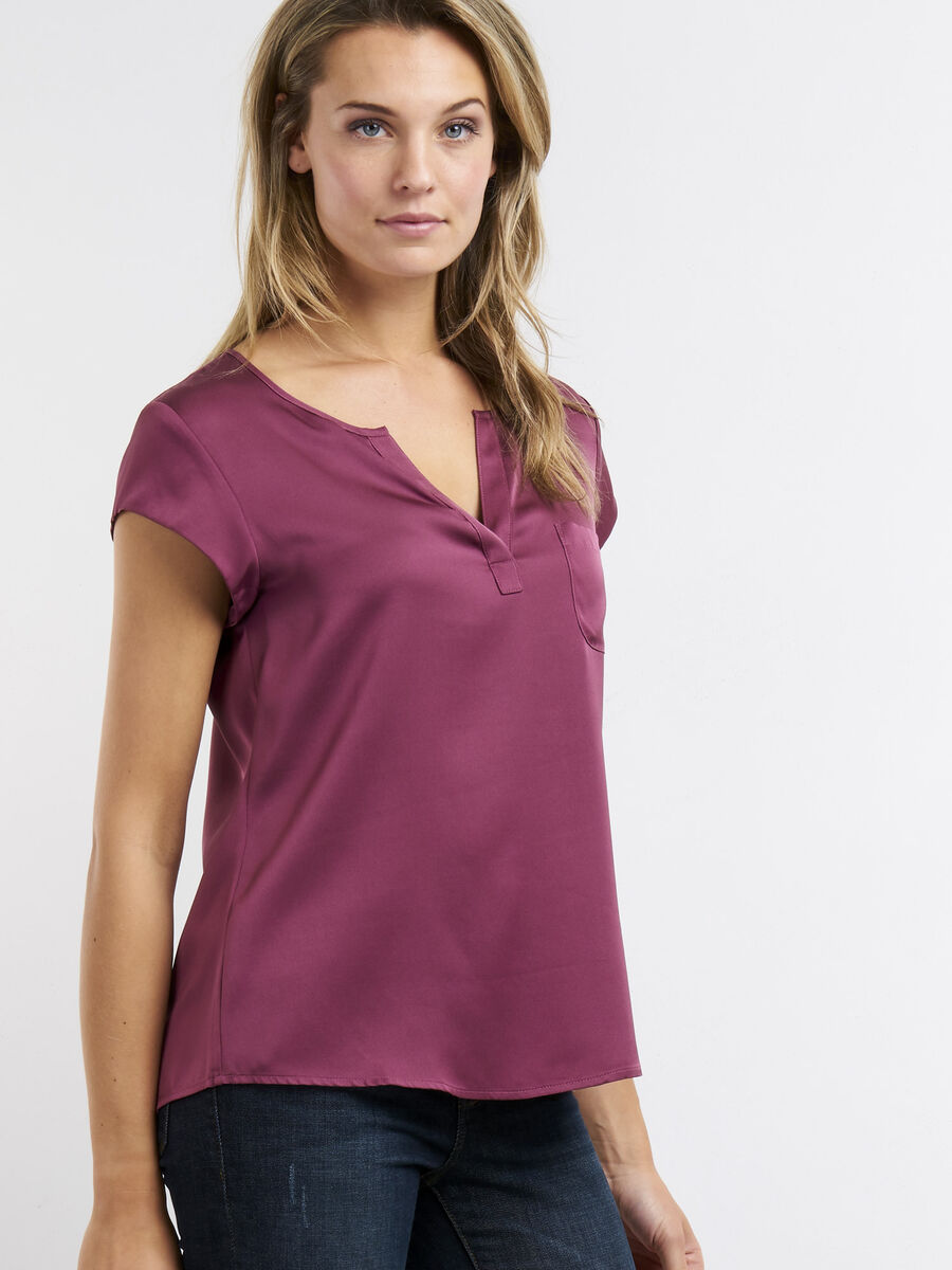Short-sleeved silk top with pocket image number 141
