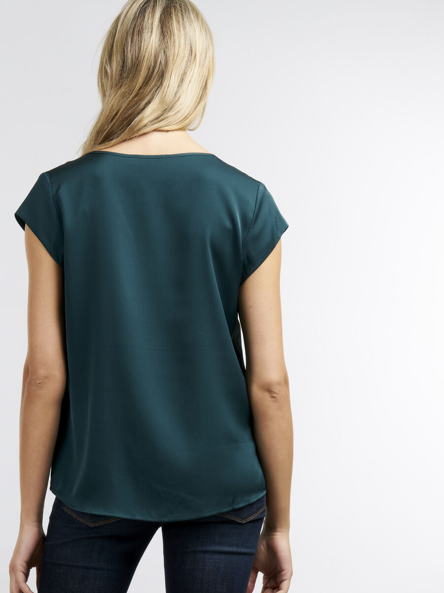 Short-sleeved silk top with pocket image number 150