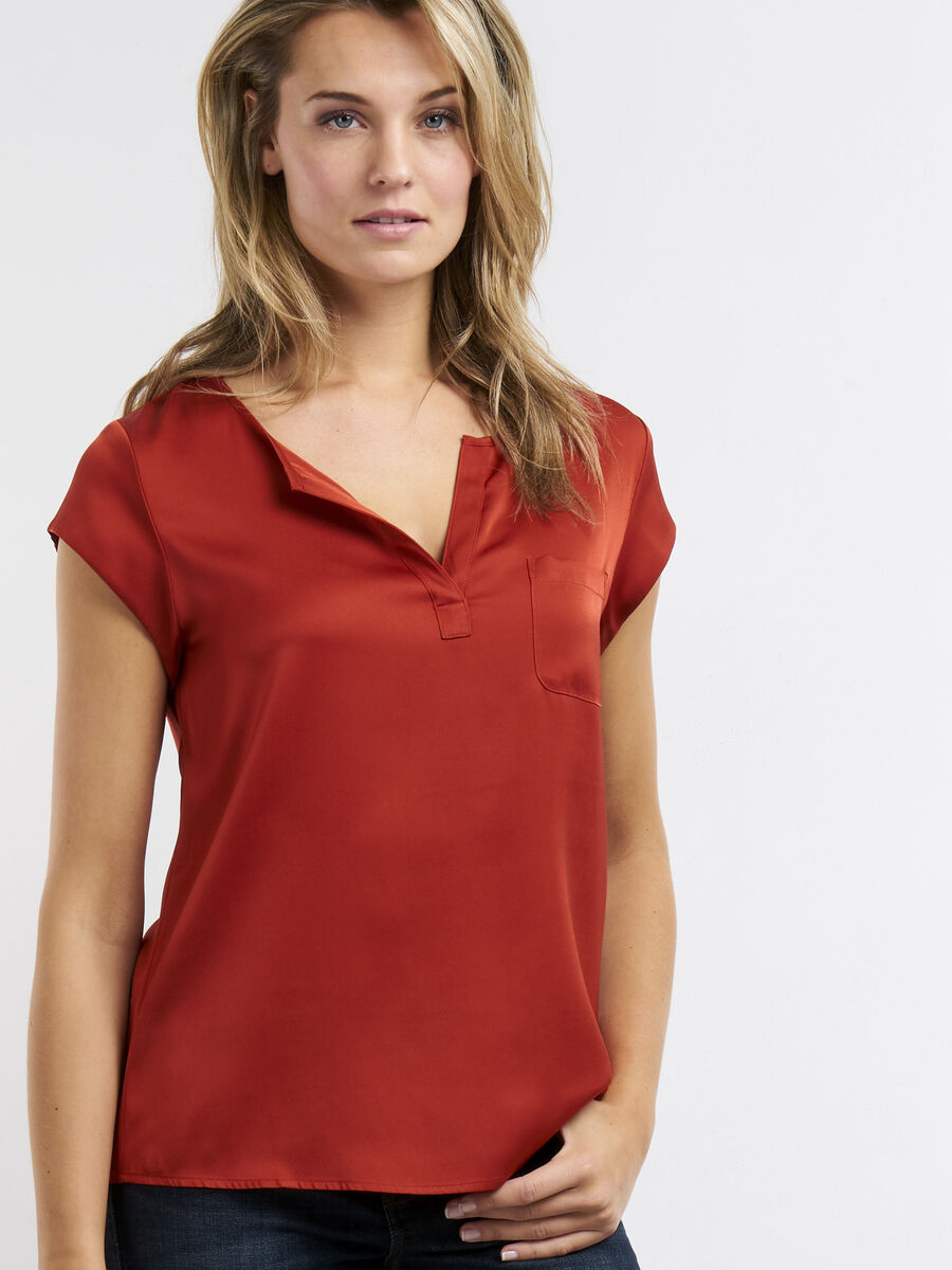 Short-sleeved silk top with pocket image number 160