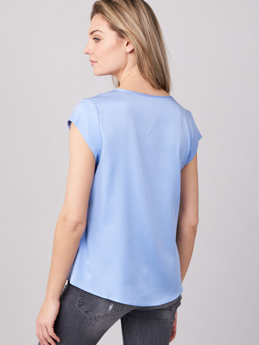 Short-sleeved silk top with pocket image number 231