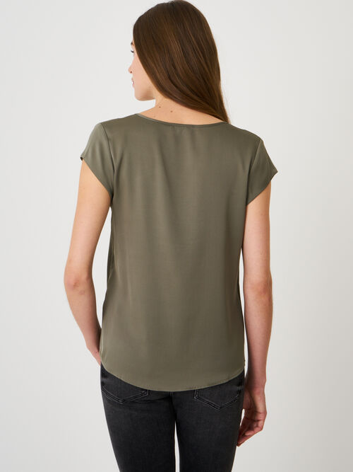 Short-sleeved silk top with pocket