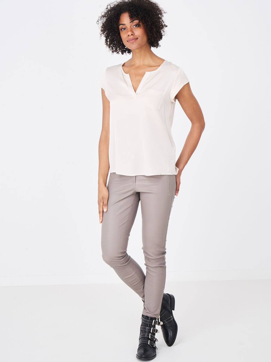 Short-sleeved silk top with pocket image number 248