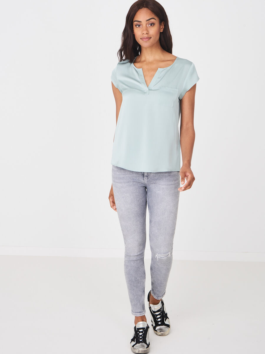 Short-sleeved silk top with pocket image number 256