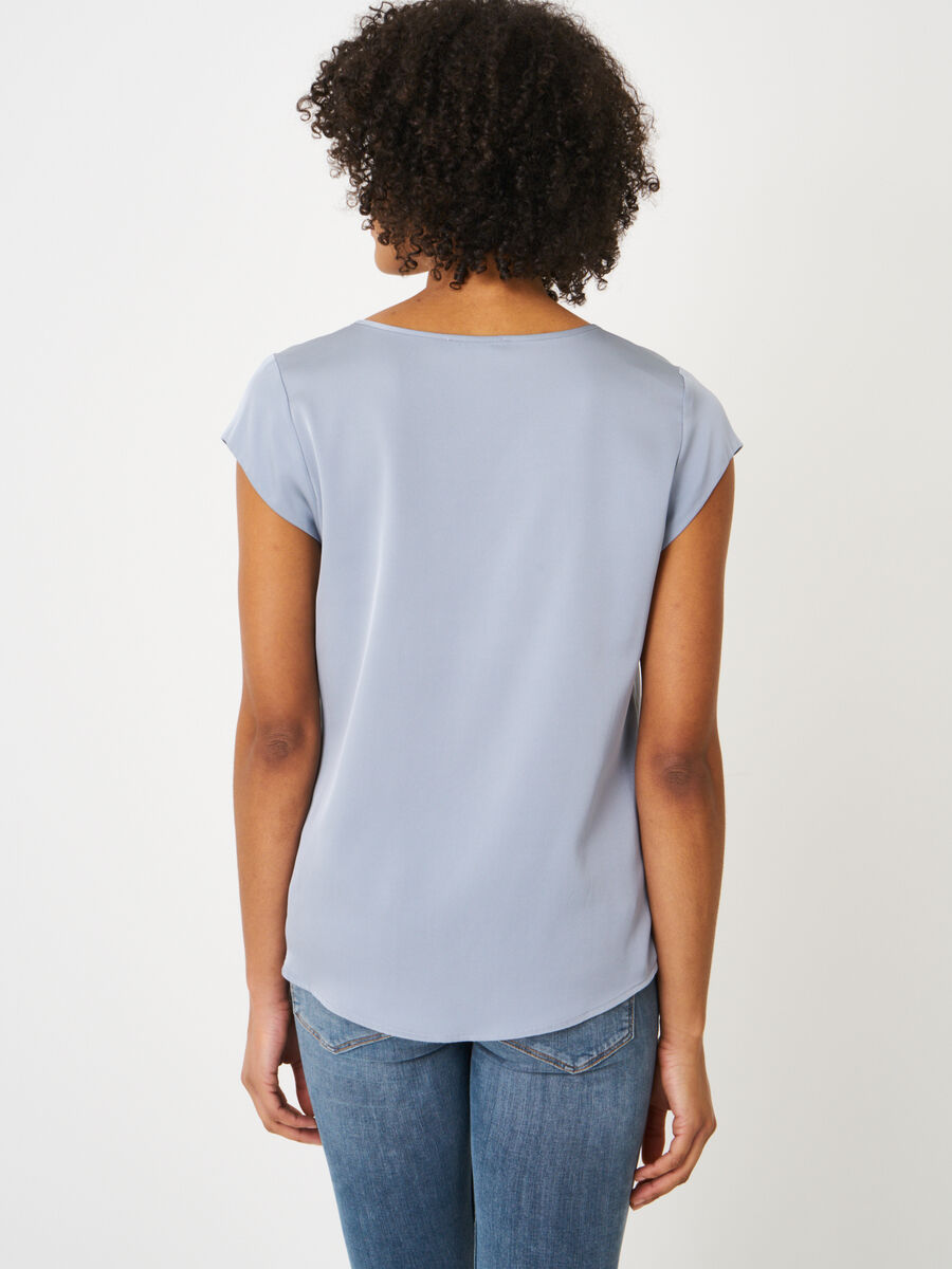 Short-sleeved silk top with pocket image number 294