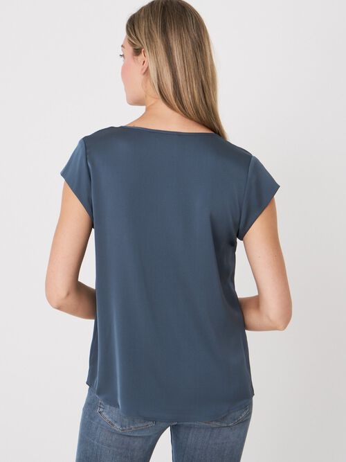 Top avec poche poitrine