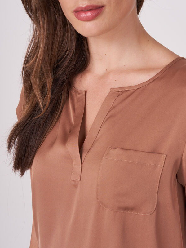 Short-sleeved silk top with pocket image number 2
