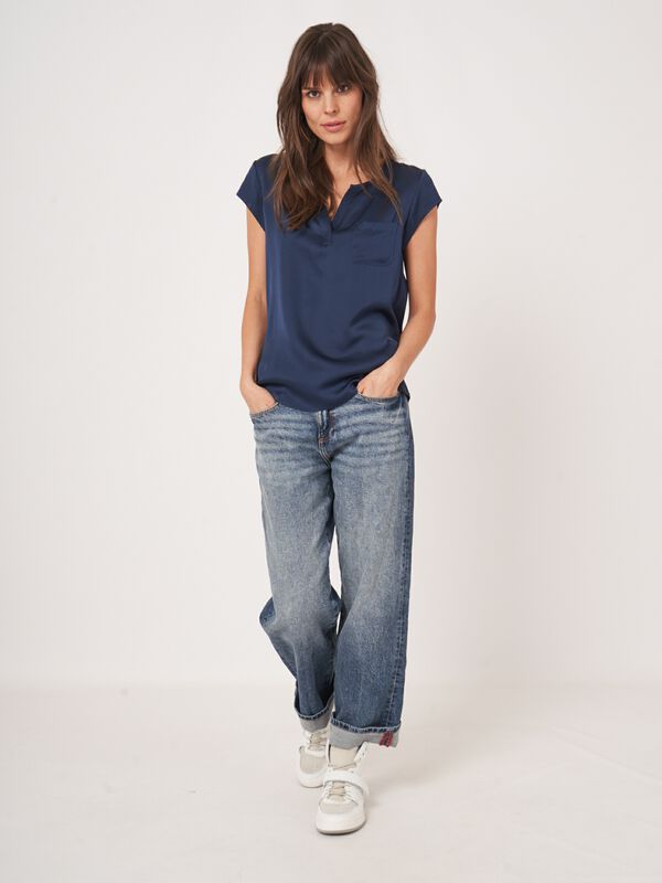 Top avec poche poitrine image number 4