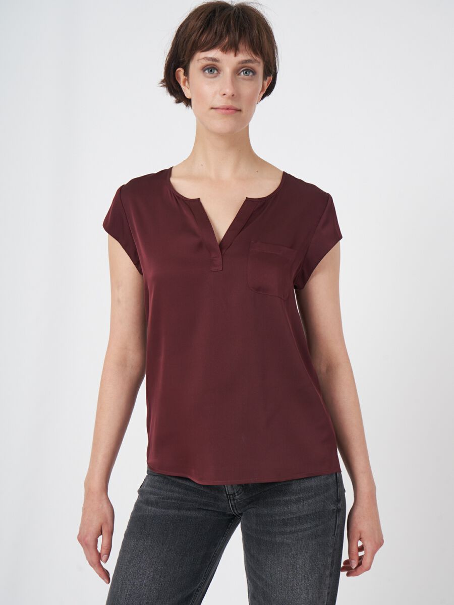 Short-sleeved silk top with pocket image number 24