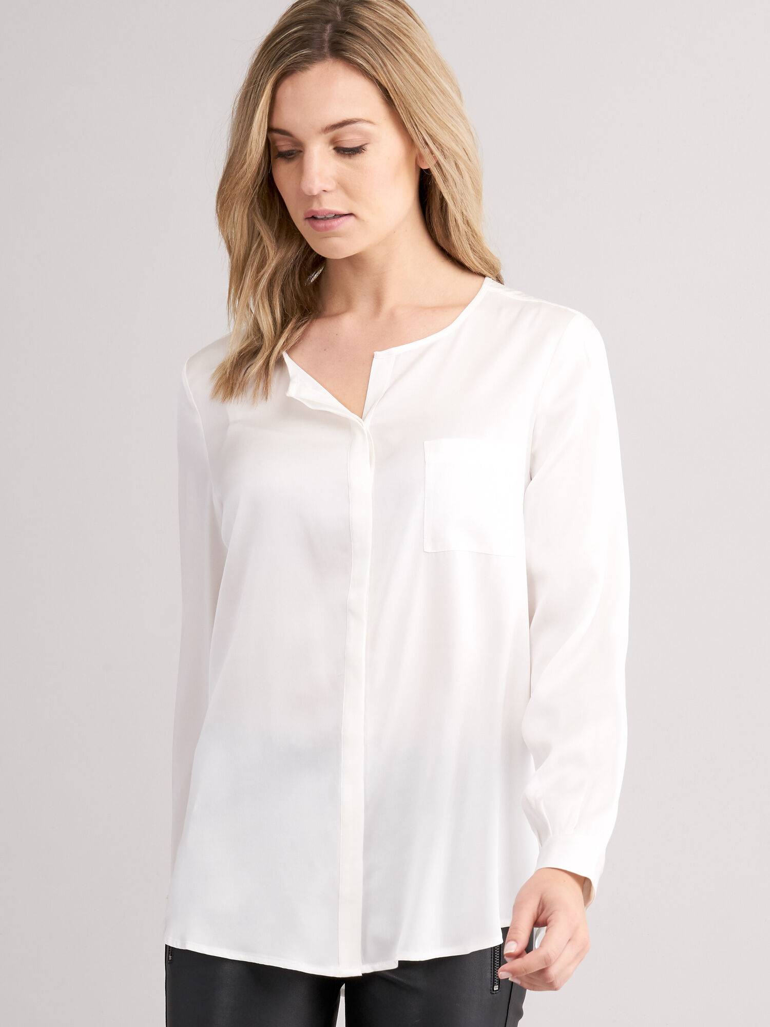 schetsen Glans Nieuw maanjaar Women's Split neck silk blouse | REPEAT cashmere