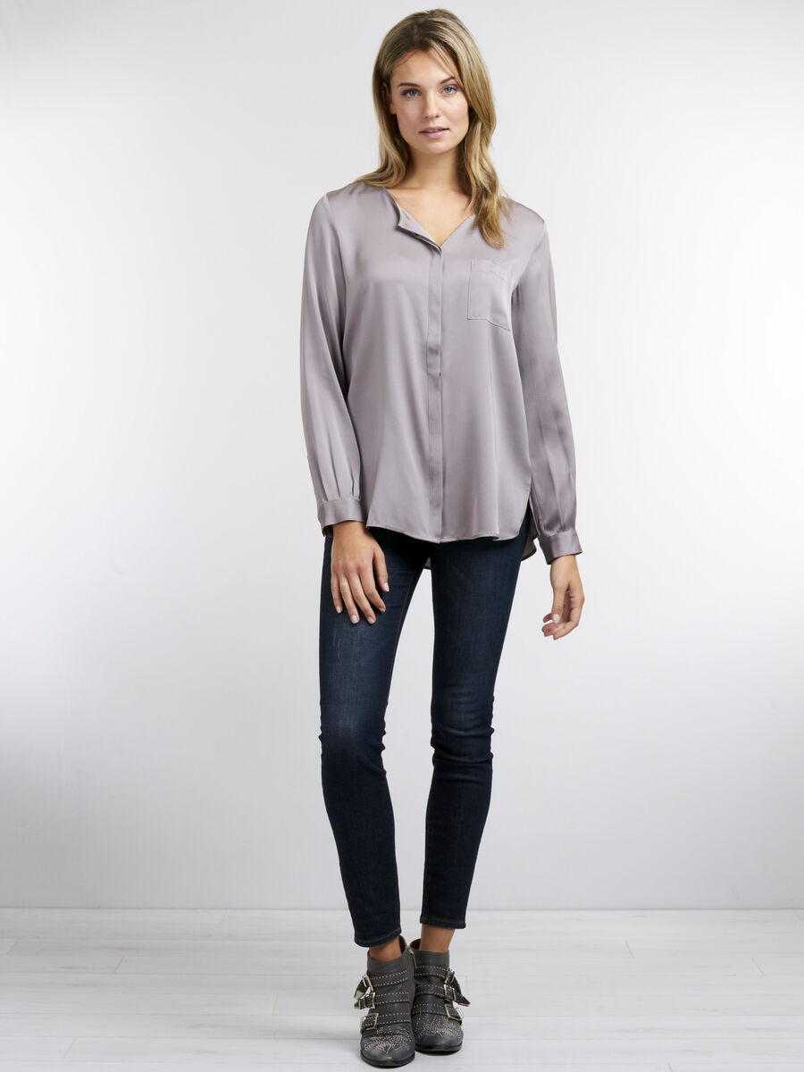 Seidenbluse mit geschlitztem Ausschnitt image number 3