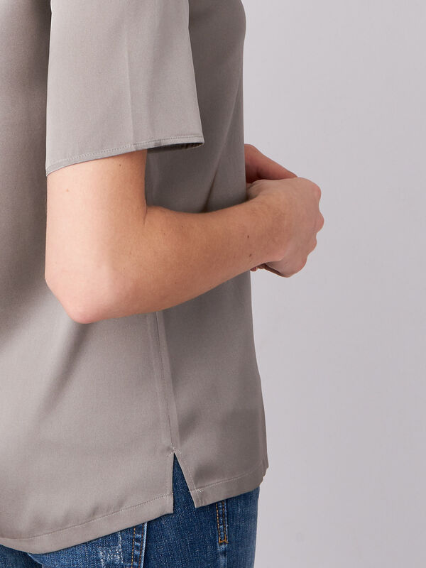 Silk T-shirt image number 2