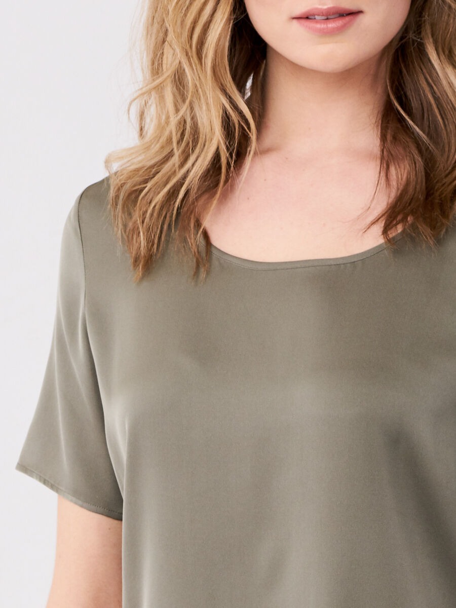 Silk T-shirt image number 2