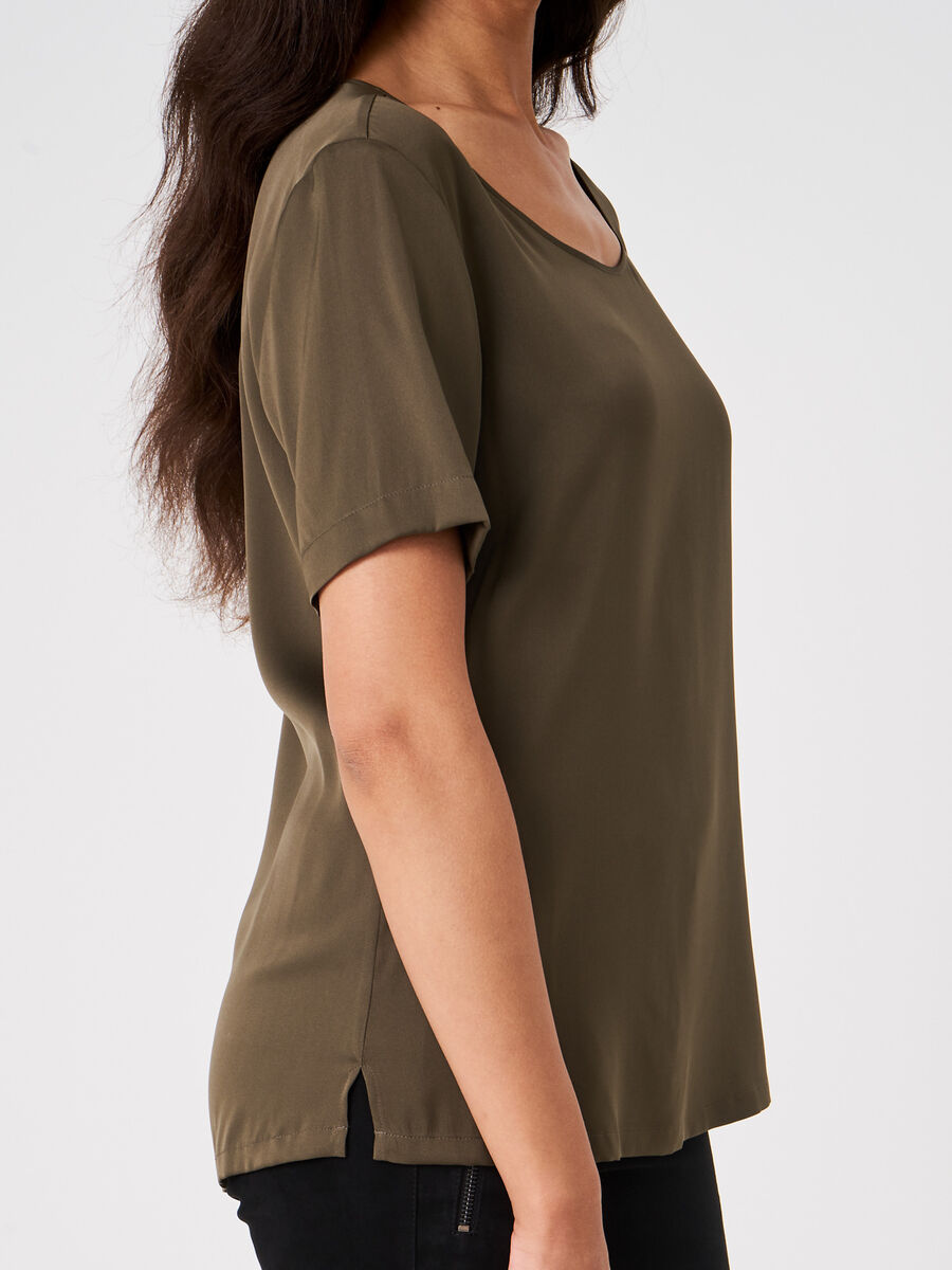 Silk T-shirt image number 2