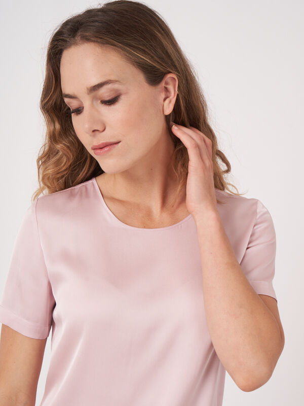 Silk T-shirt image number 2