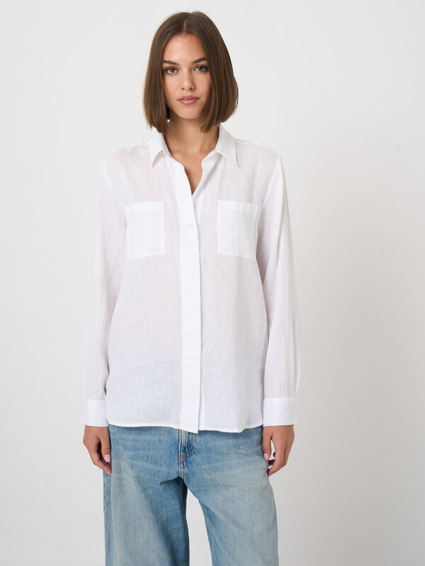 Pure linen women&rsquo;s blouse with chest pockets image number 2