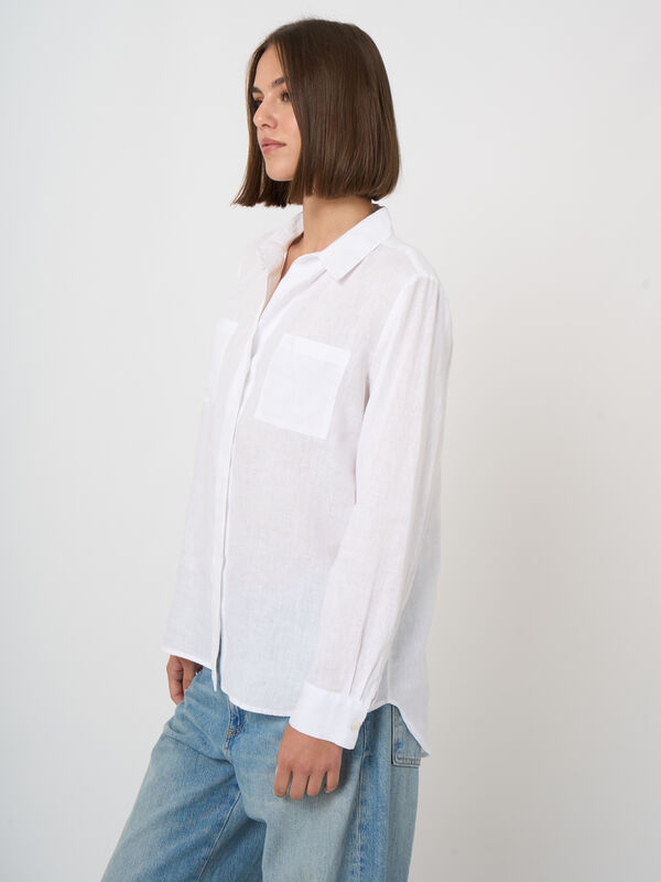 Pure linen women&rsquo;s blouse with chest pockets image number 5