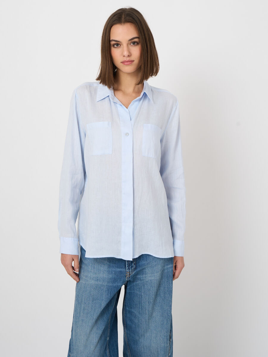 Pure linen women&rsquo;s blouse with chest pockets | repeat image number 2
