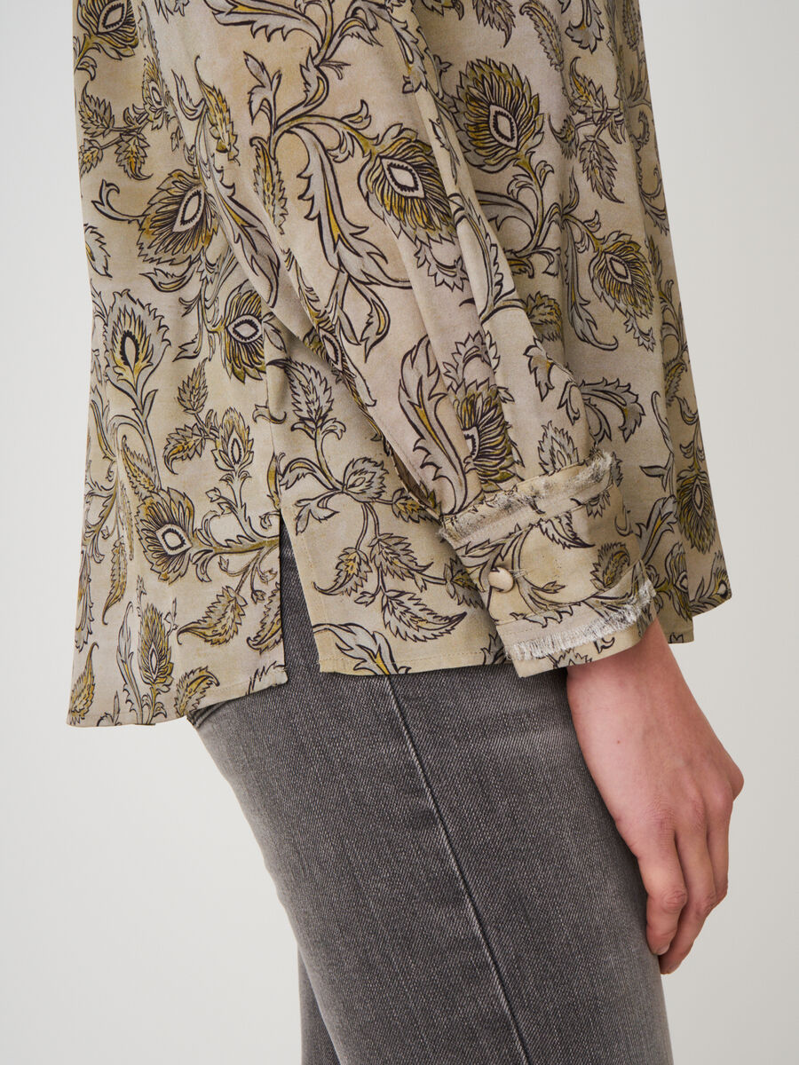 Blouse in paisley print met mao kraag image number 2