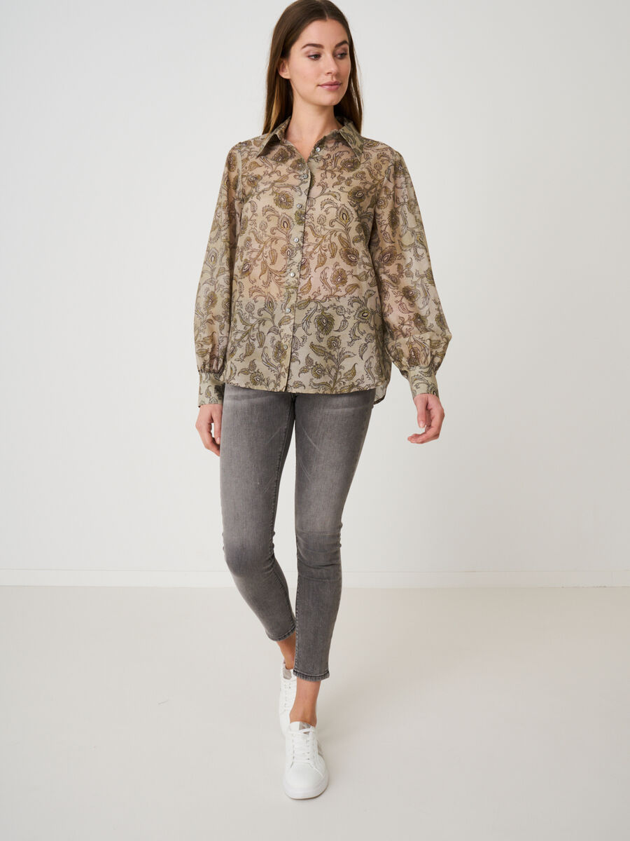 Blouse with long puff sleeves and paisley leaves print image number 3