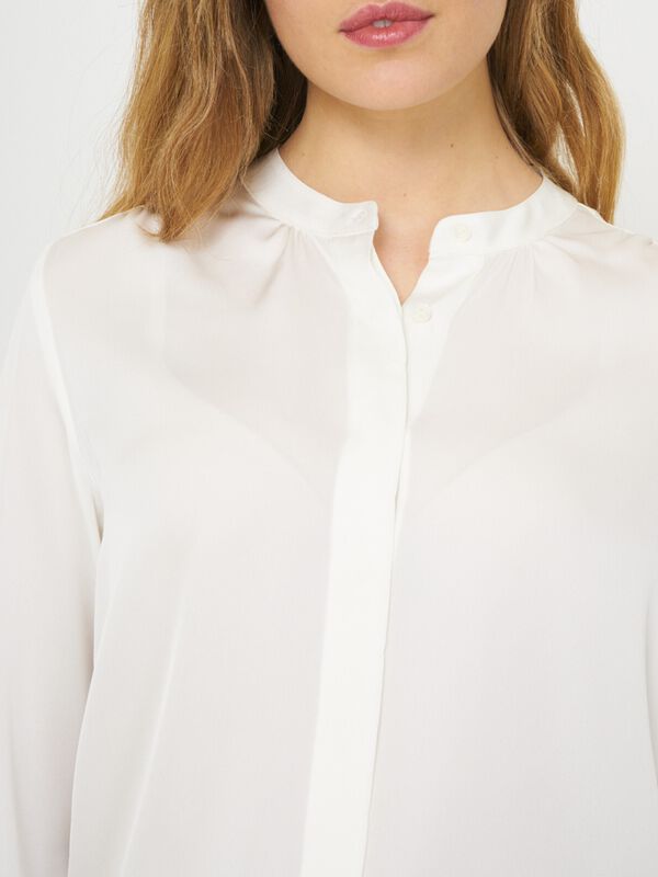 Zijden blouse met Mao-kraag image number 2