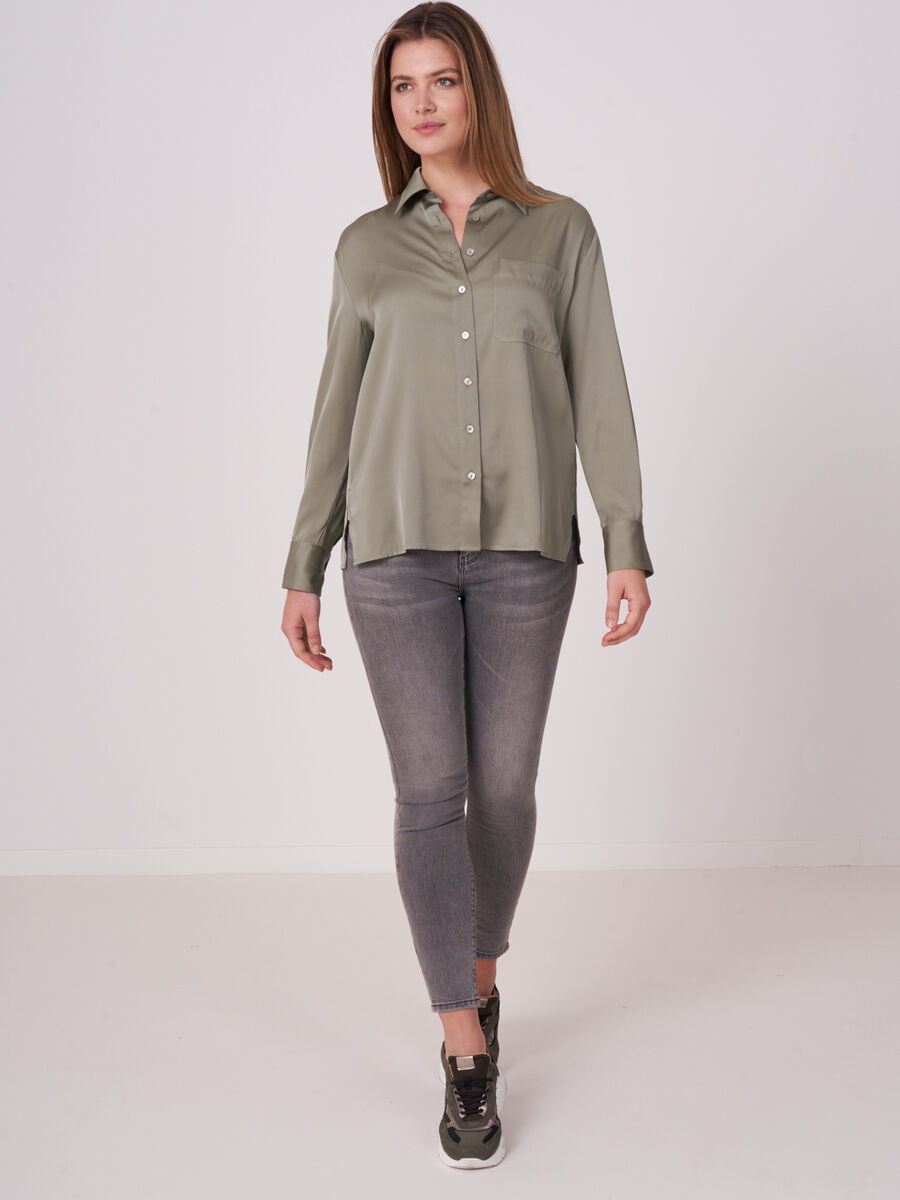 Silk shirt with side slits image number 68