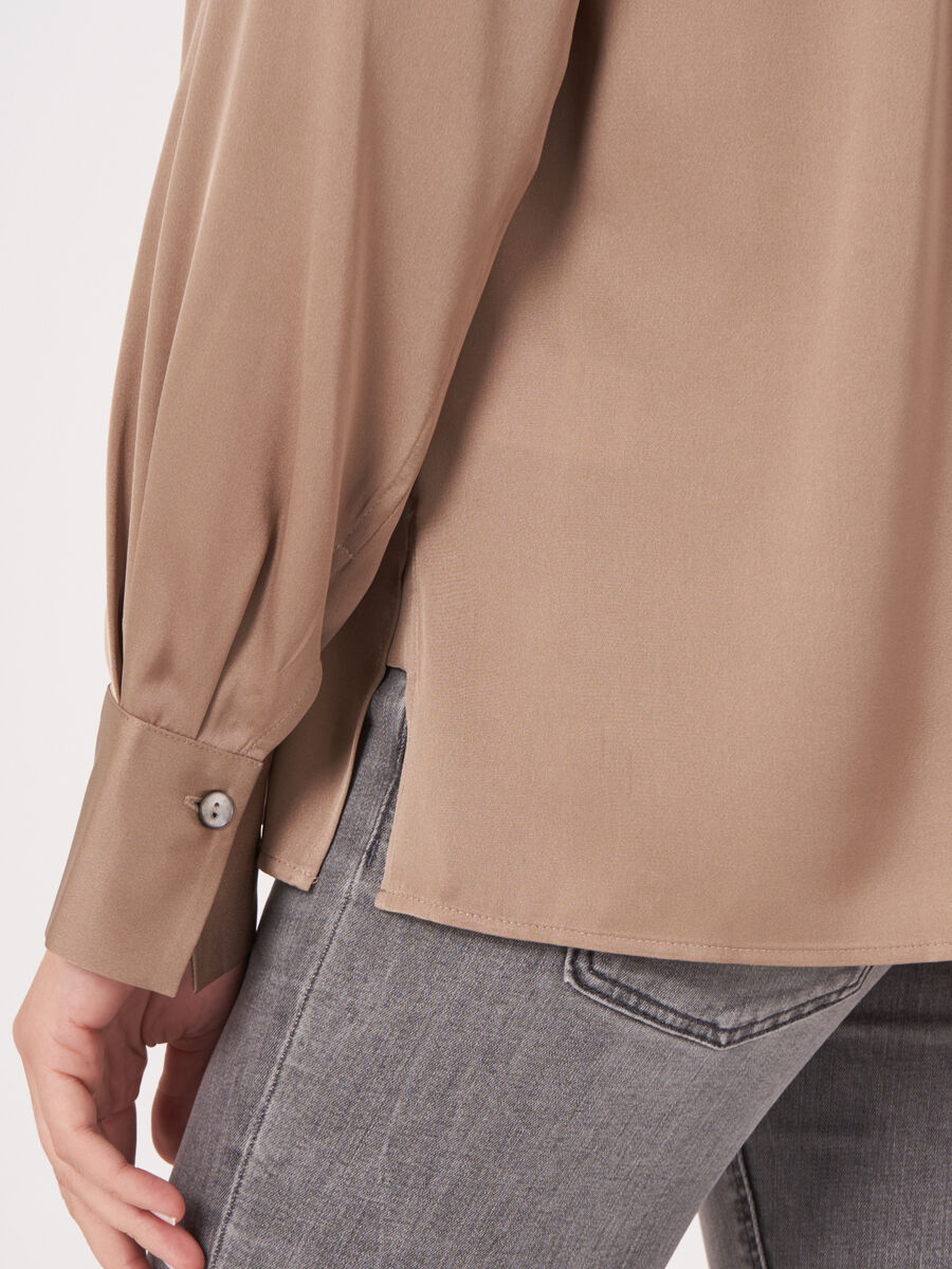 Silk shirt with side slits image number 97