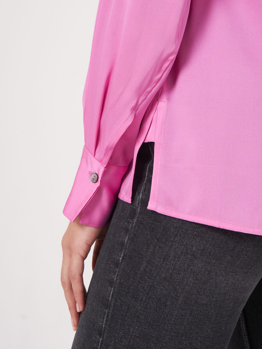 Silk shirt with side slits image number 115