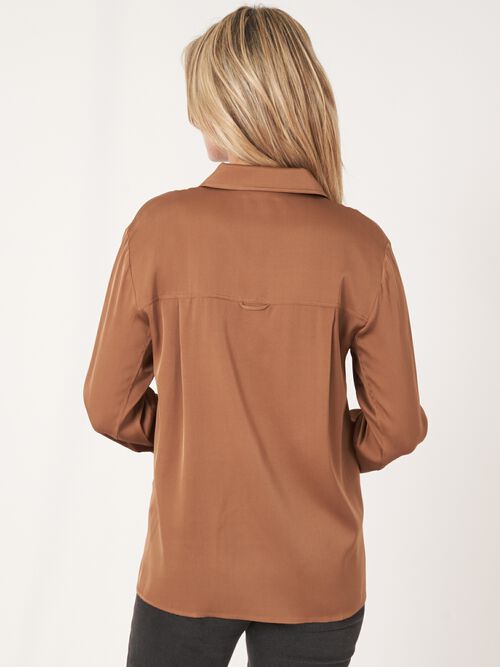 Silk shirt with chest pocket and side slits