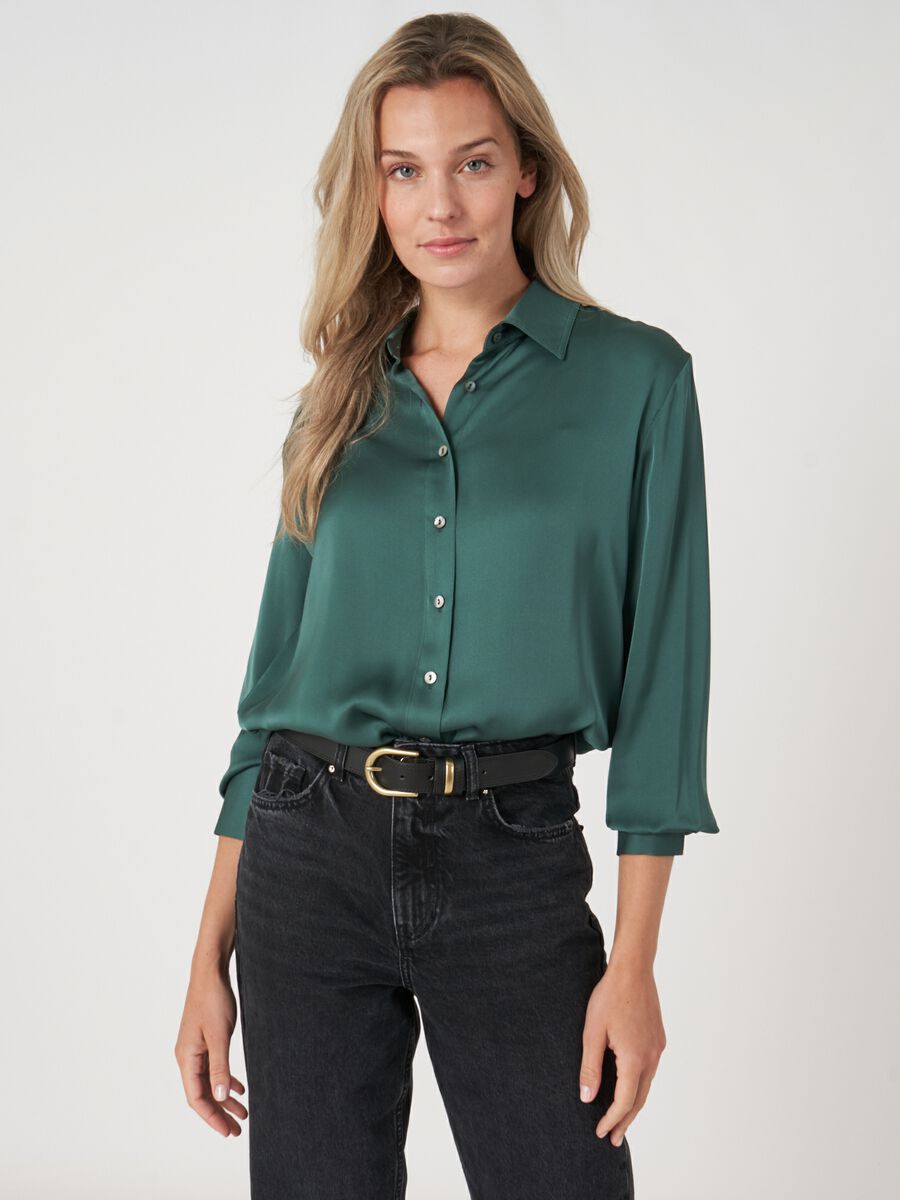 Silk shirt with side slits image number 51