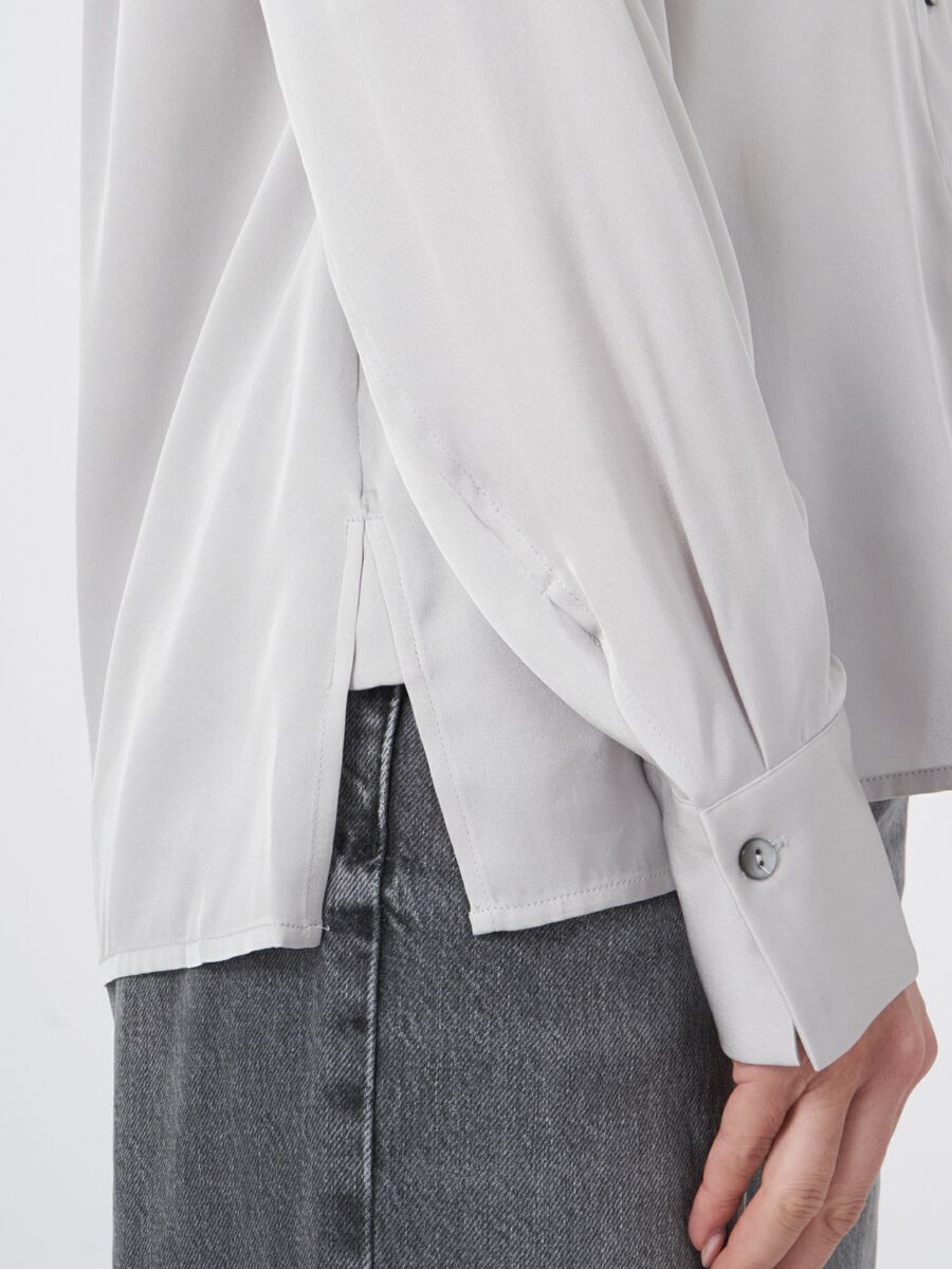 Silk shirt with side slits image number 3