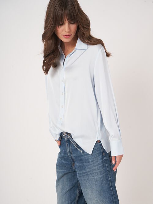 Silk shirt with side slits