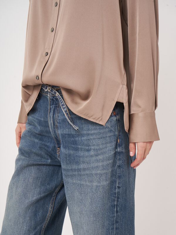 Luxe zijden blouse met zijsplitten image number 3