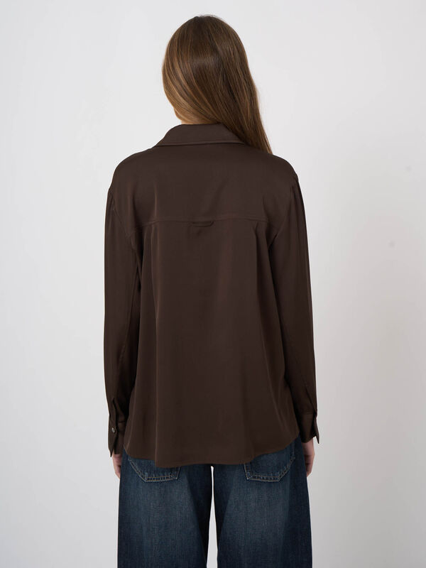 Stretchzijden blouse met zijsplitten image number 5