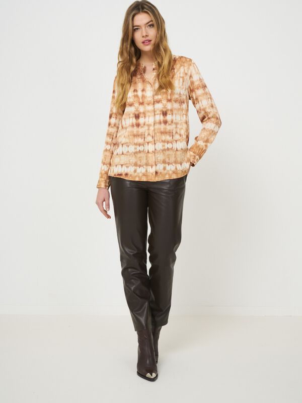 Geknoopte zijden blouse met tie dye print image number 3
