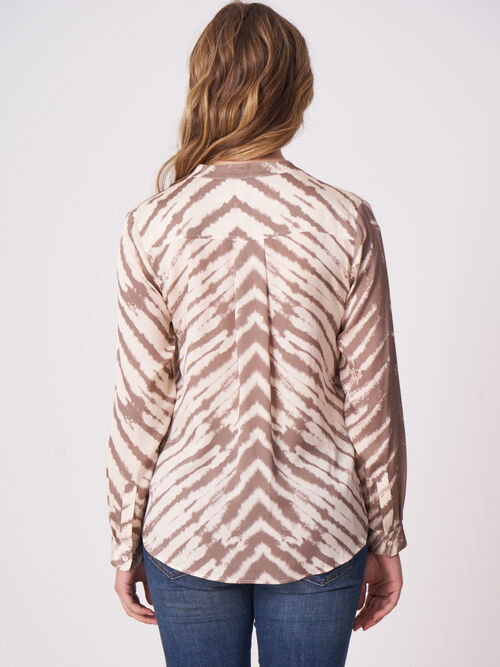 Silk A-line tie dye print blouse with mandarin collar