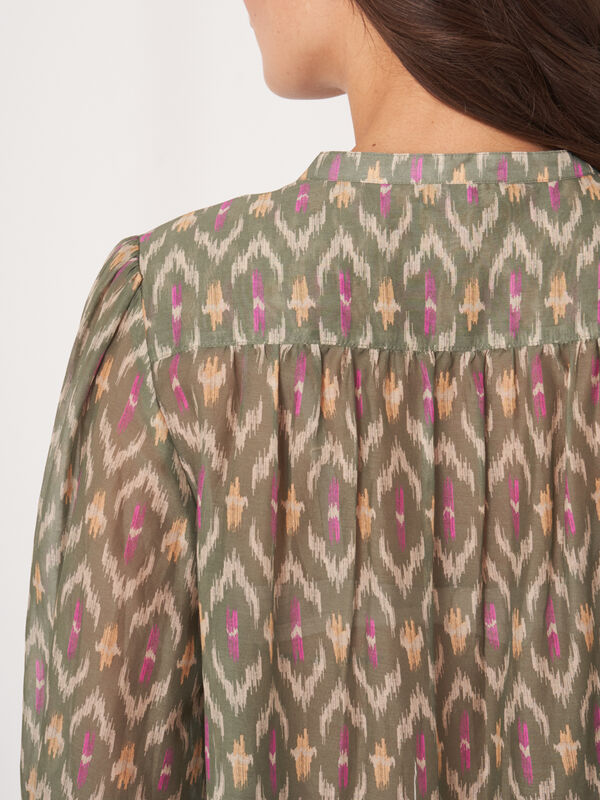 Katoen zijdemix blouse met ikat print image number 4