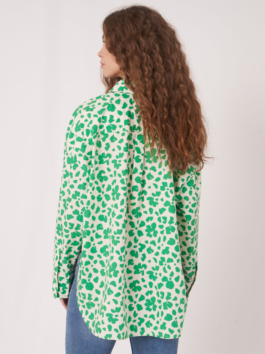 Chemise floral avec poches sur la poitrine image number 1