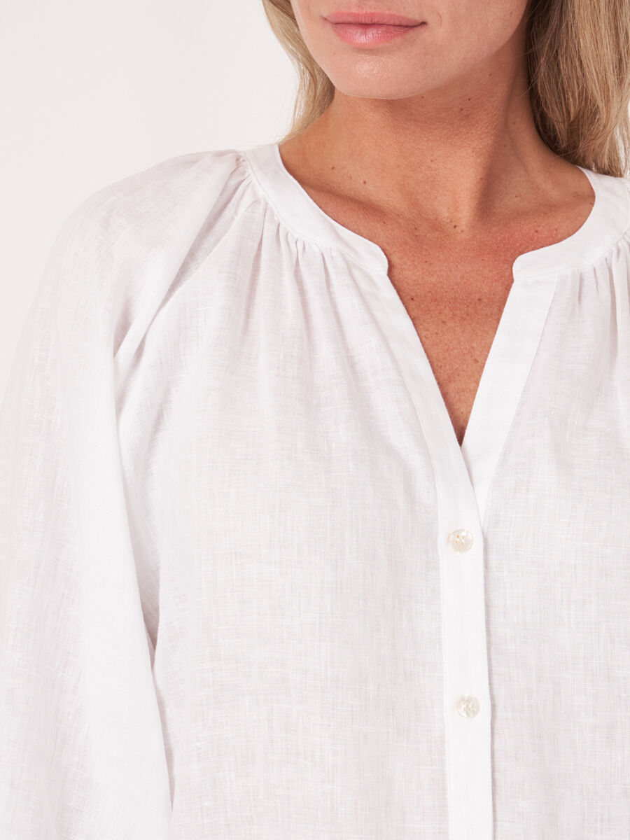 Geknöpfte Leinenbluse mit Puffärmeln image number 4