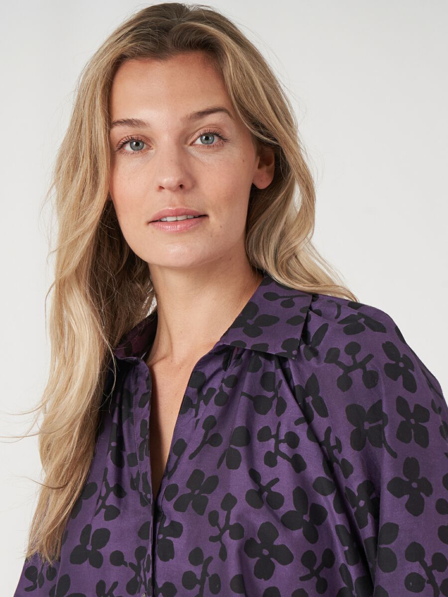 Blouse à imprimé floral en coton mélangé de soie  image number 14