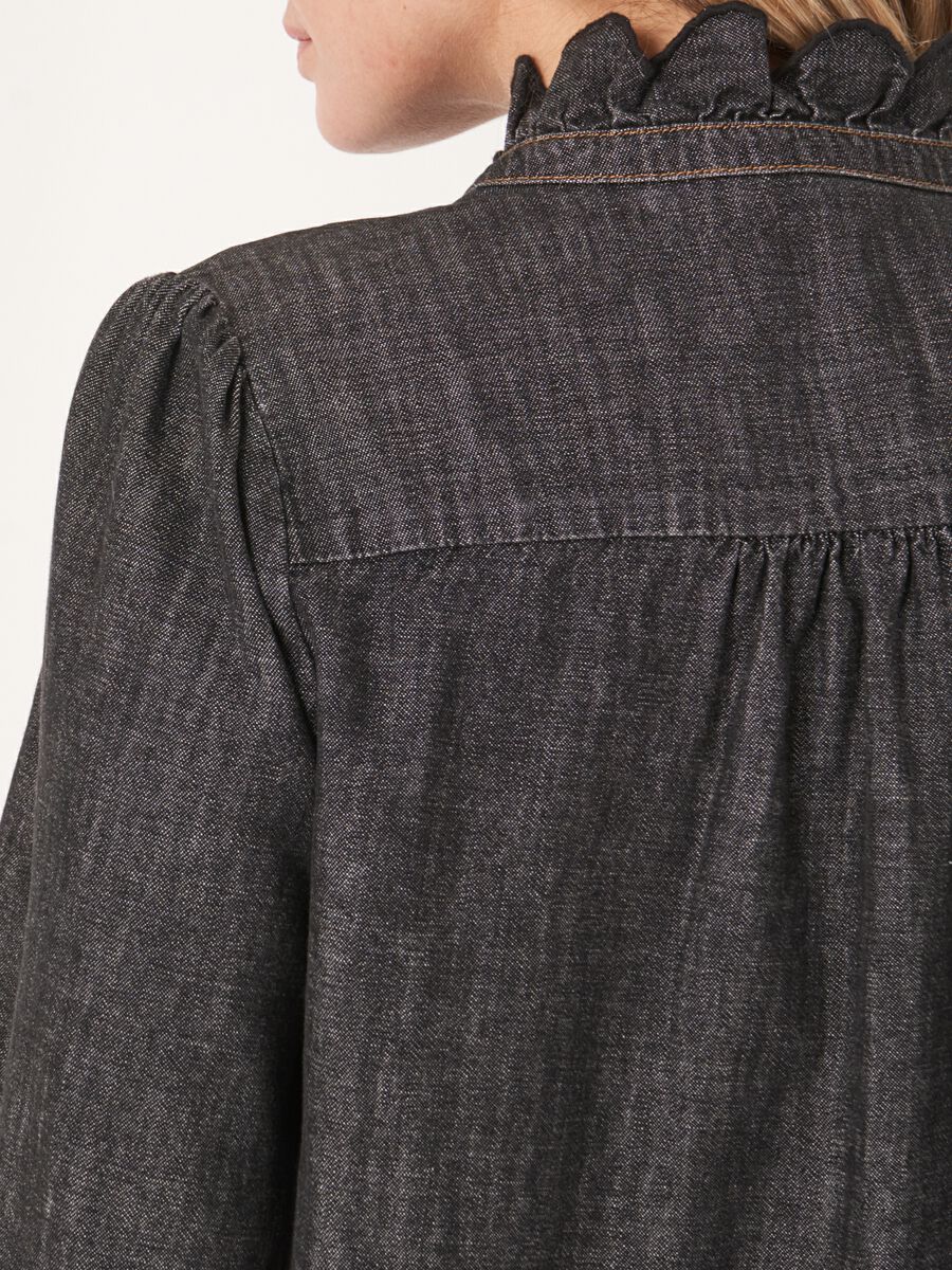 Jeans-Bluse mit Rüsche image number 4