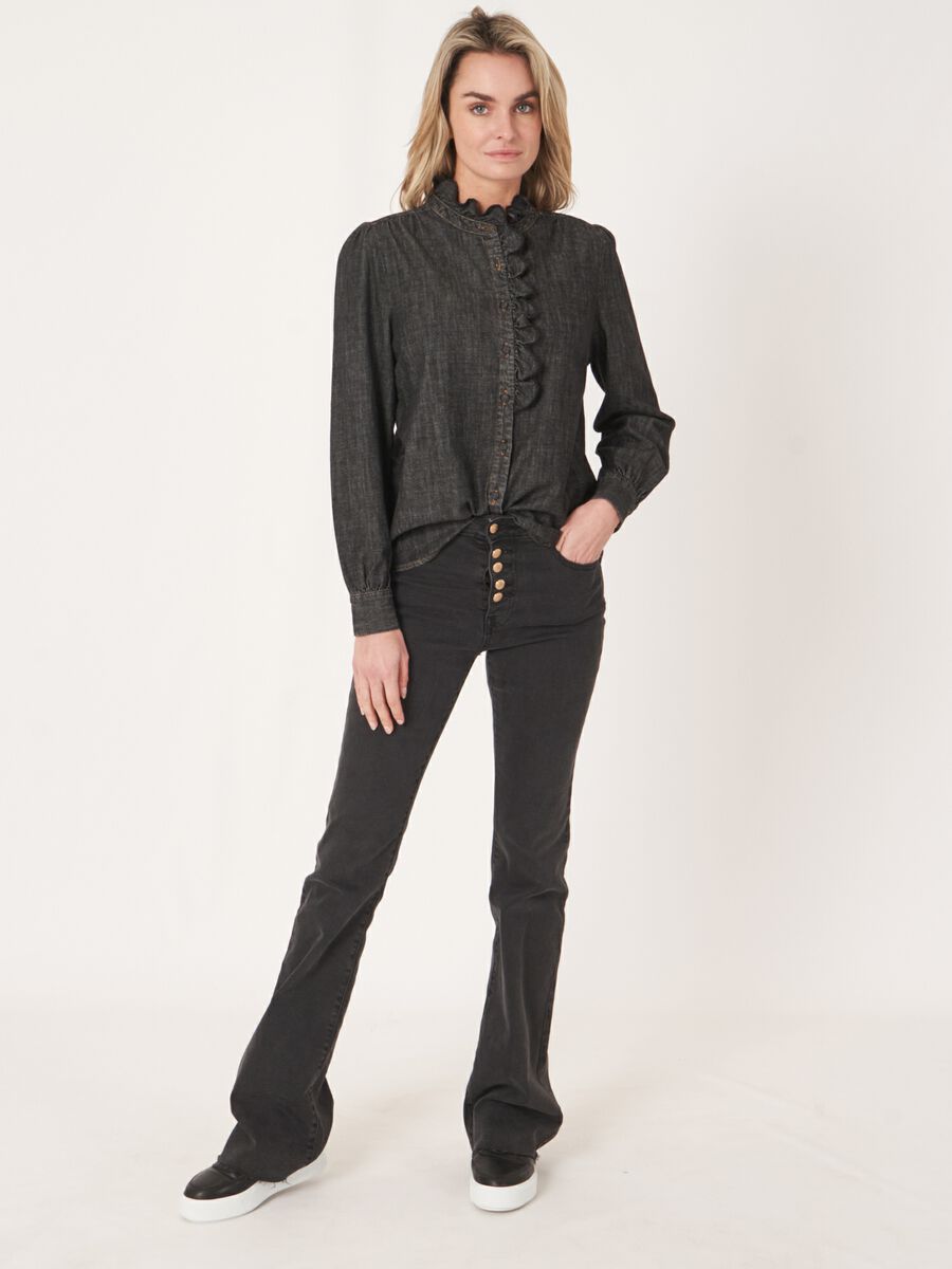 Jeans-Bluse mit Rüsche image number 5