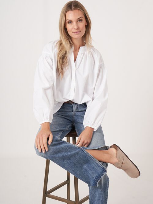 Bluse mit gerafften Details