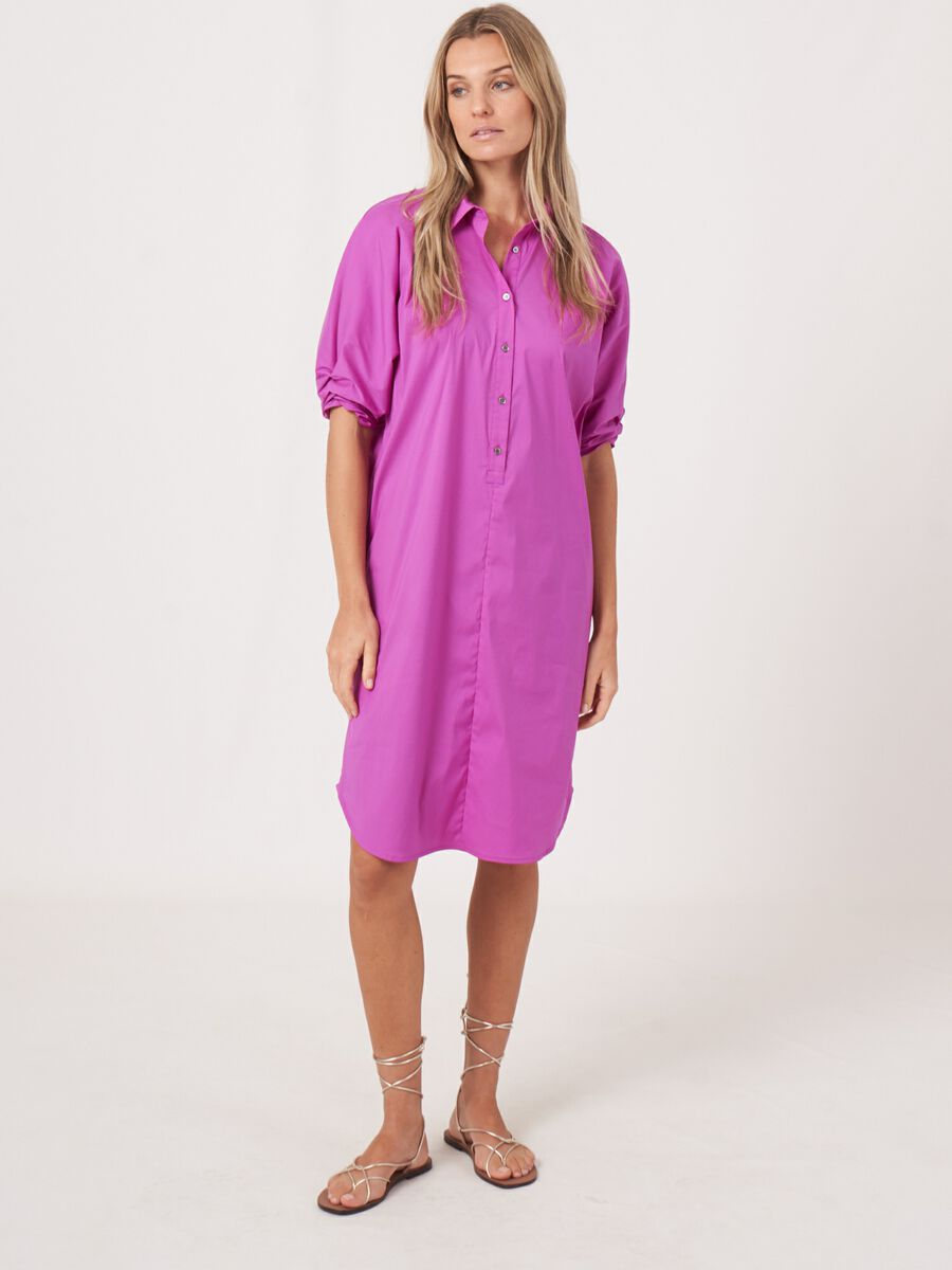 Hemdkleid mit kurzen Fledermausärmeln und Gürtel image number 4