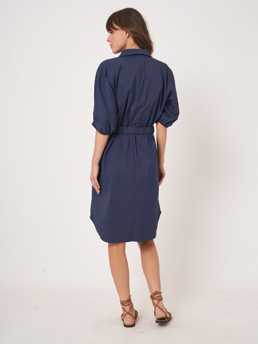 Overhemdjurk met korte vleermuismouwen en ceintuur image number 4