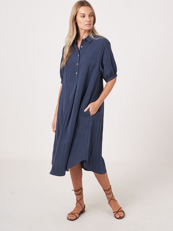 Robe chemise &agrave; manches courtes bouffantes avec ceinture image number 4