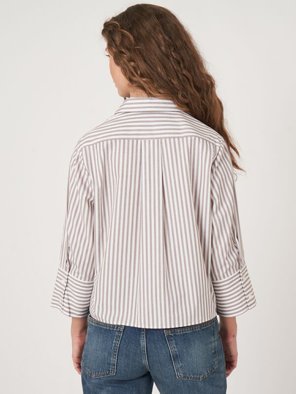 Loose fit gestreepte overhemdblouse image number 2