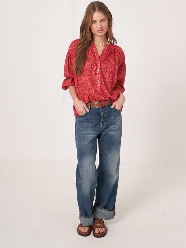 Bluse mit Blumendruck und geknöpftem Ausschnitt image number 4