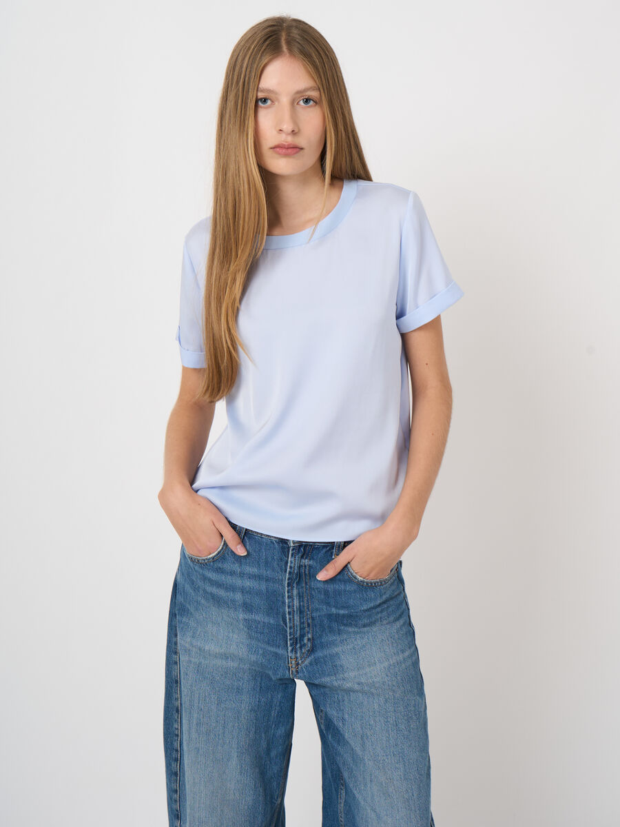 Women&rsquo;s stretch silk top with rolled sleeves | repeat image number 2