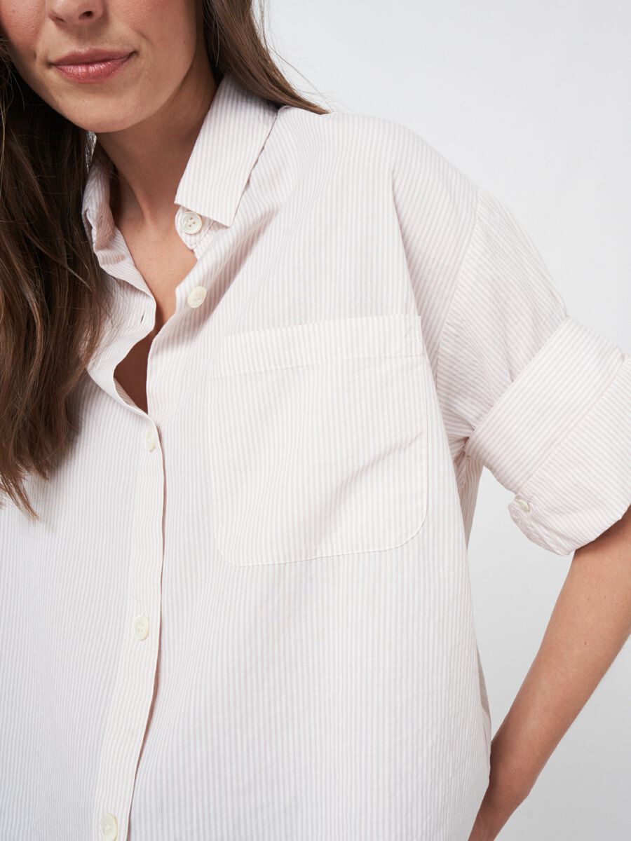 Gestreept hemd met omgeslagen manchet image number 2